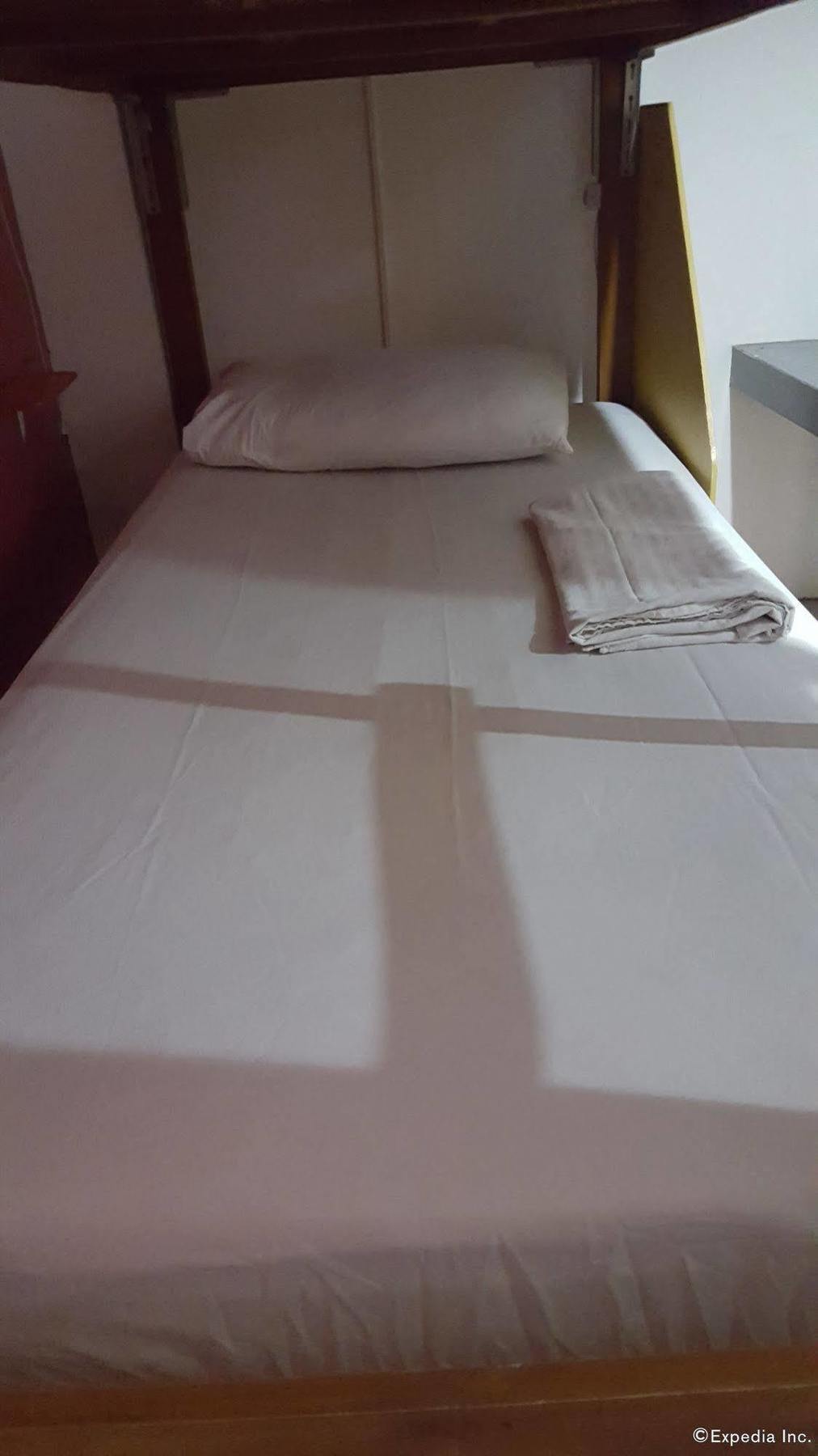 Mnl Boutique Hostel Makati City Exteriör bild