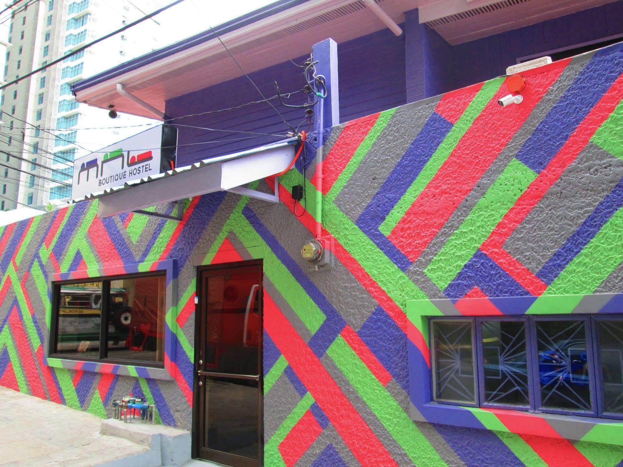 Mnl Boutique Hostel Makati City Exteriör bild